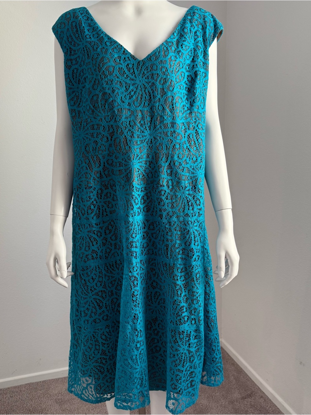 Anne Klein Turquoise Lace Sleeveless Shift Dress V-Neck Lined Size 16